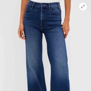 Mother Hustler Sneak Dark Denim Jeans, size 28